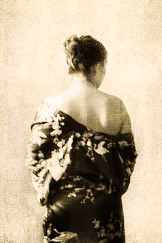 https://www.maaikedanz.nl/files/gimgs/th-12_veer_kimono-web.jpg